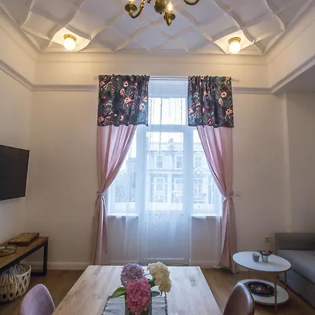 Lion'S Bridge Boutique 2Bdrm Apt, Top Center Gem Sofia Exterior photo