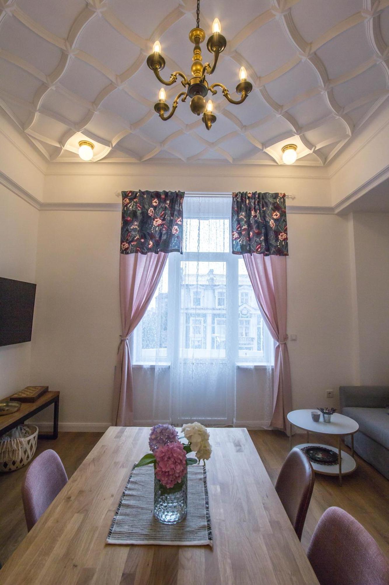 Lion's Bridge Boutique 2bdrm Apt, Center Gem Апартамент